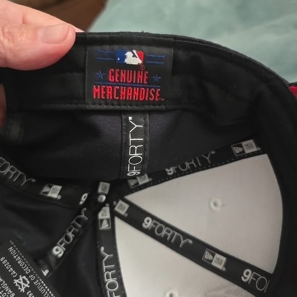 New Era Youth 2014 Atlanta Braves Baseball Cap, Velcro Closure - Picture 7 of 7